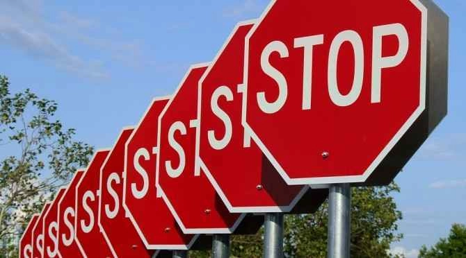 stop trading - sign