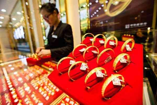 Harga Emas Mendaki, Dipicu Oleh Lonjakan Aktivitas Manufaktur Tiongkok
