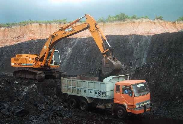 pertambangan batubara indonesia - ilustrasi