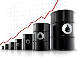 Crude Oil Naik, Inikah Reversal yang