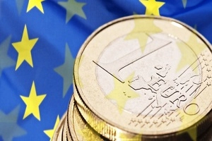 zona euro mundur meski manufaktur stabil