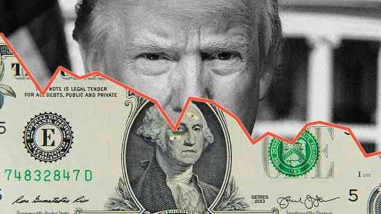 Apakah Donald Trump Sengaja Menghajar Dolar AS