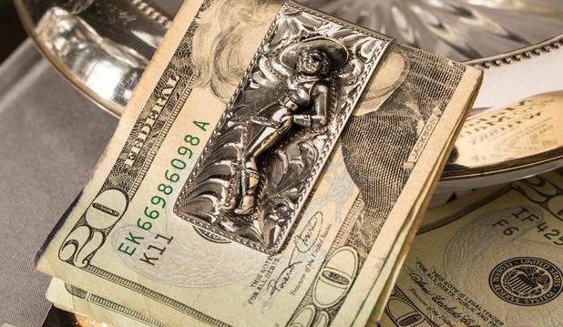 Faktor yang Mempengaruhi Harga Perak: Dolar AS