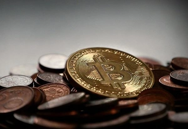 faktor yang mempengaruhi bitcoin