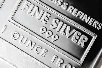 3 Alasan Untuk Investasi Perak Dibandingkan Emas