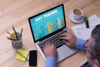 Berapa Lama Waktu Ideal Belajar Day Trading?
